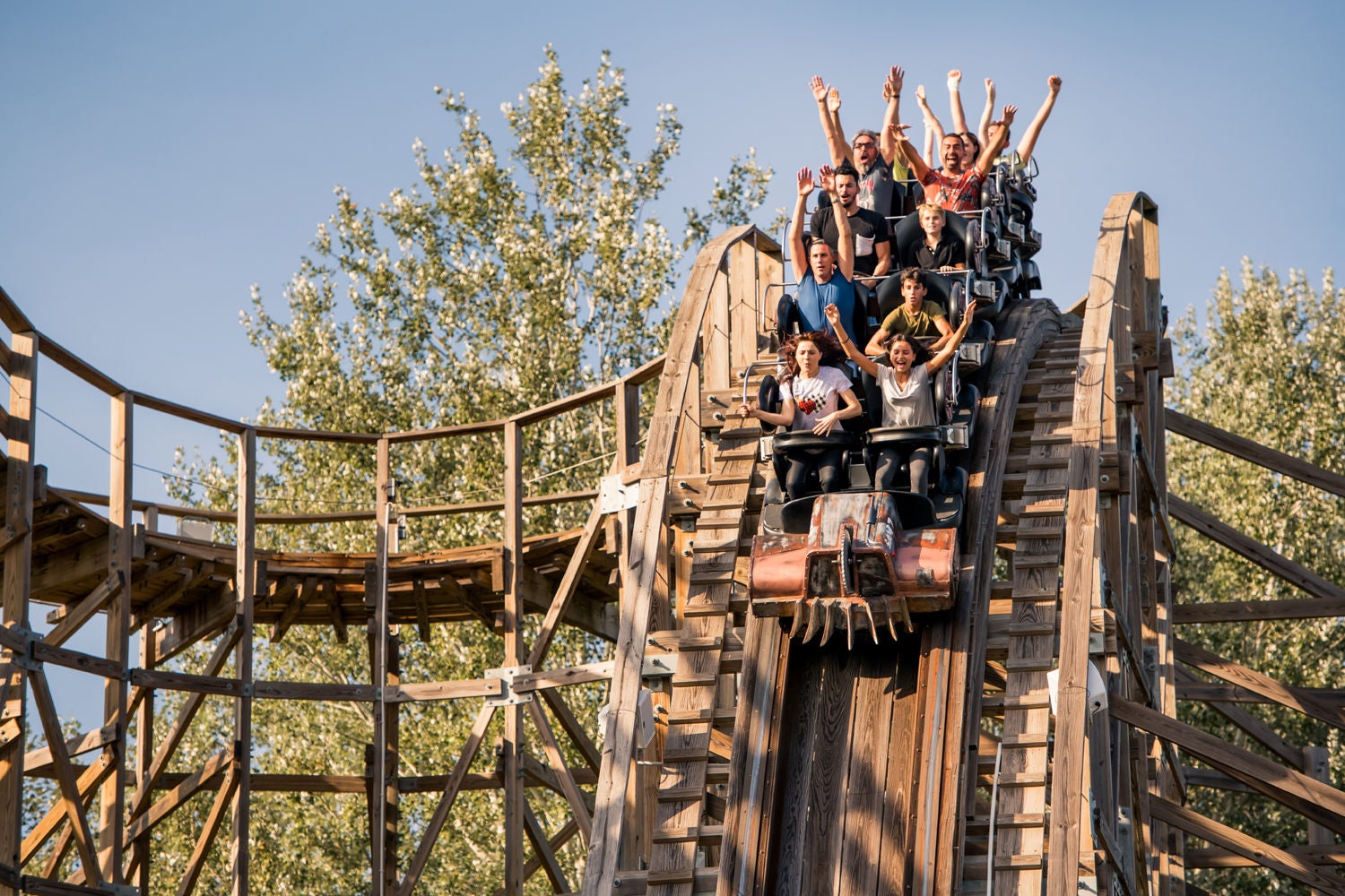 Timber, la montagne russe en bois de Walibi Rhône-Alpes